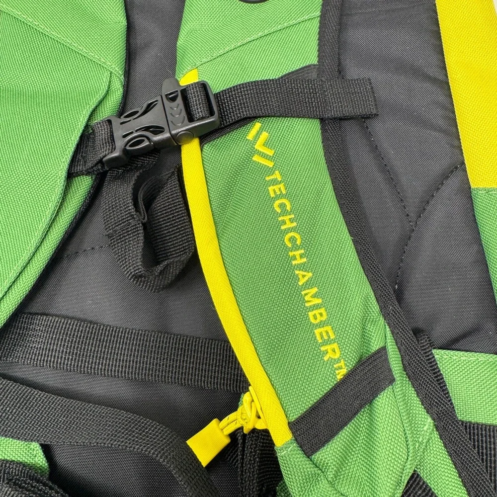 Vaprwear Green and‎ Yellow Hydration Backpack Daypack